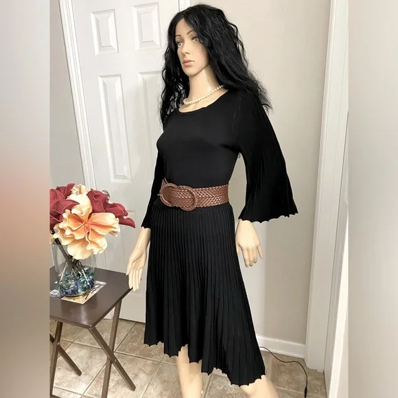 Charlie Paige | Dresses | Woven Black Dress With Flare Women Size Small Medium Great For Any Occasion | Poshmark Charlie Paige | Dresses | Woven Black Dress With Flare Women Size Small Medium Great For Any Occasion | Poshmark
